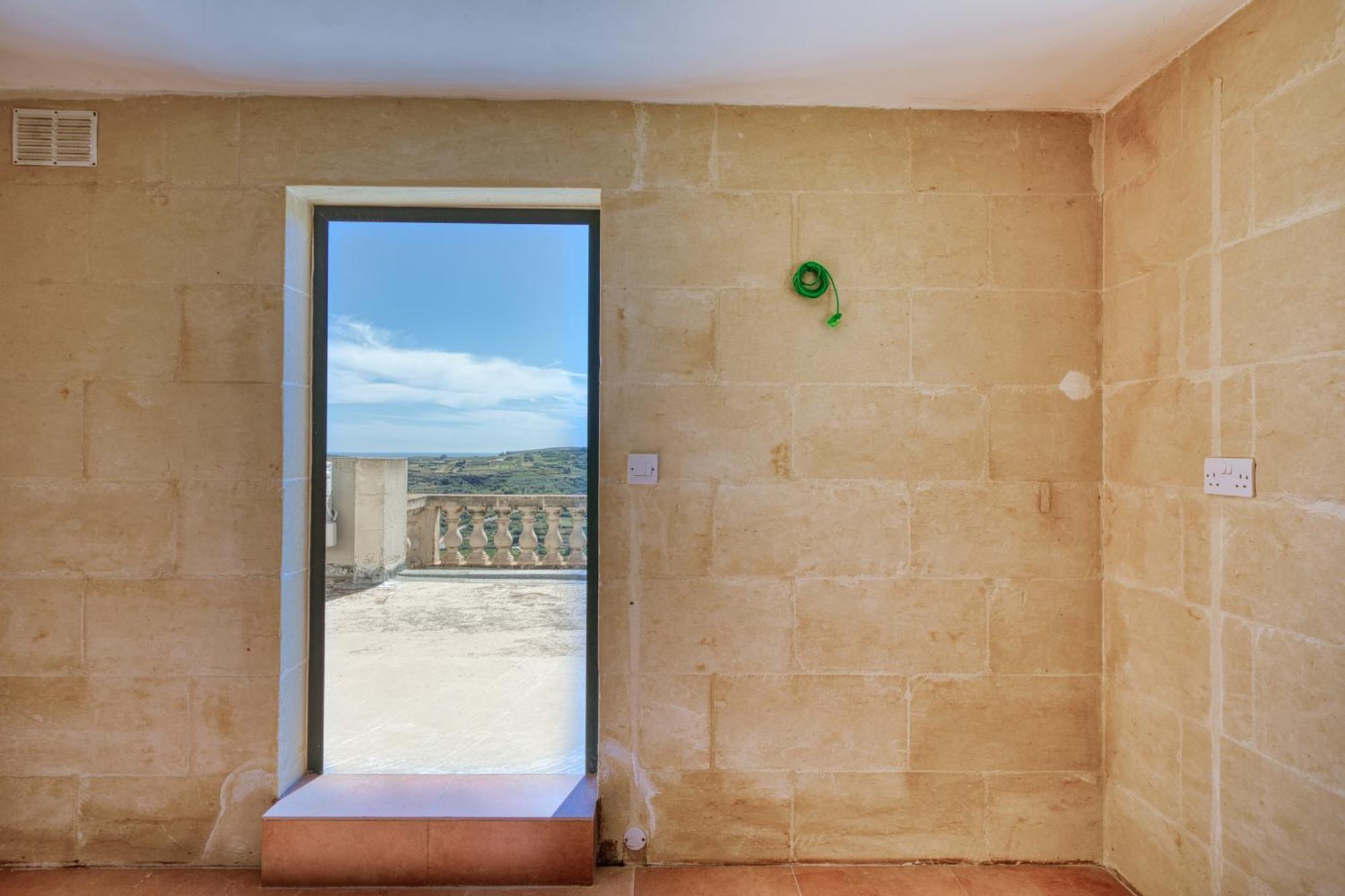 Spacious, Bright, Valley & Sea View Maisonette Xaghra Ngoại thất bức ảnh