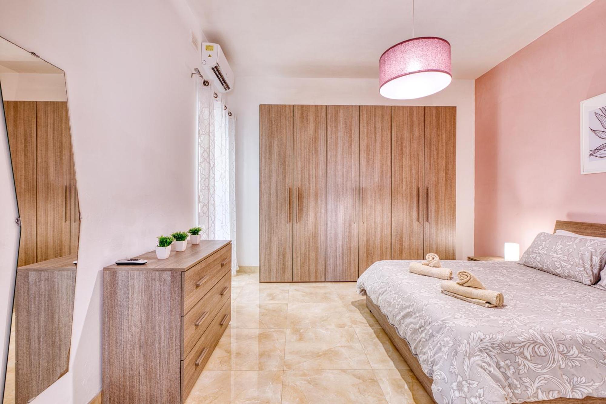 Spacious, Bright, Valley & Sea View Maisonette Xaghra Ngoại thất bức ảnh