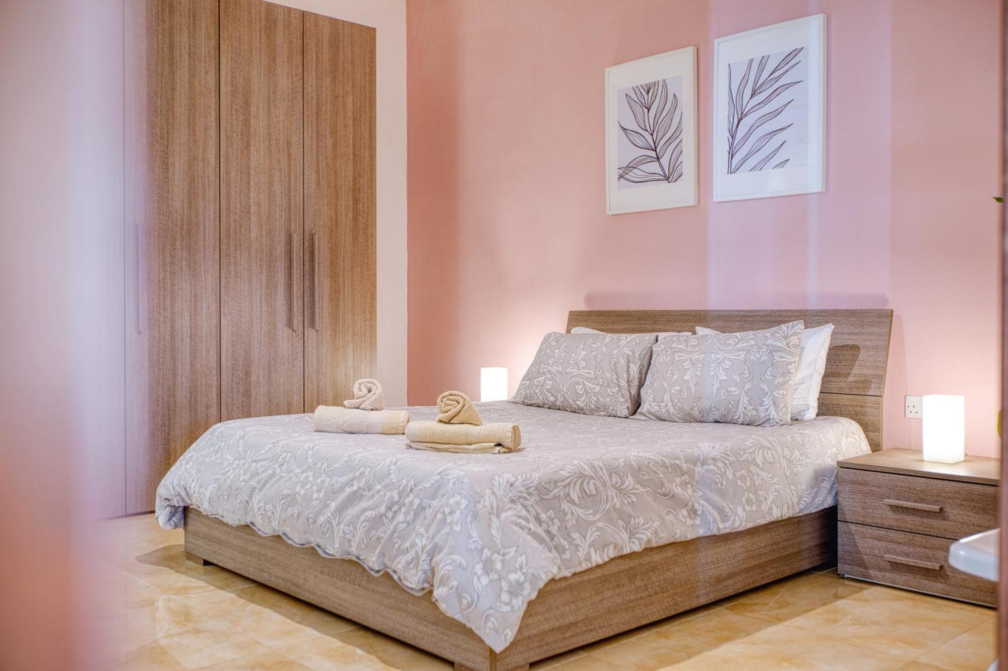 Spacious, Bright, Valley & Sea View Maisonette Xaghra Ngoại thất bức ảnh